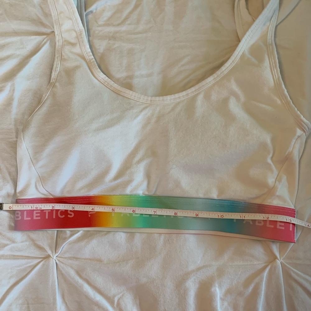 Fabletics Sports Bra - Picture 3 of 11